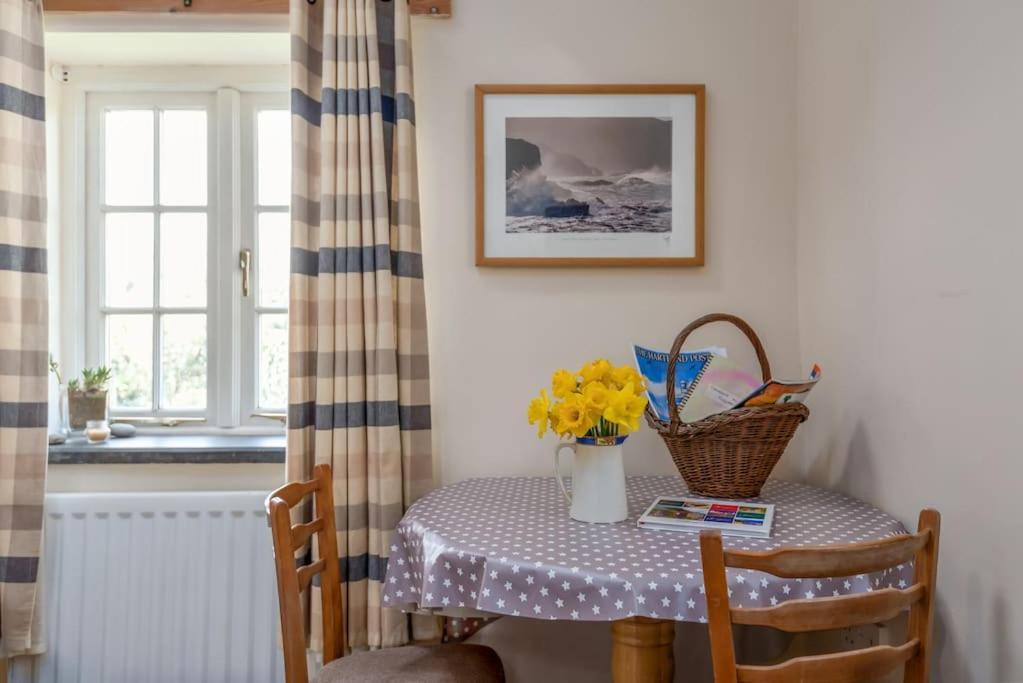 Coastal Cottage 'The Garden Cottage ' ハートランド エクステリア 写真
